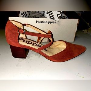 hush Puppies Sofie Cross Pump (color, new in boxdusty road)